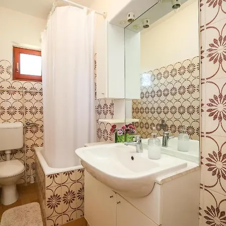 Apartman Biograd